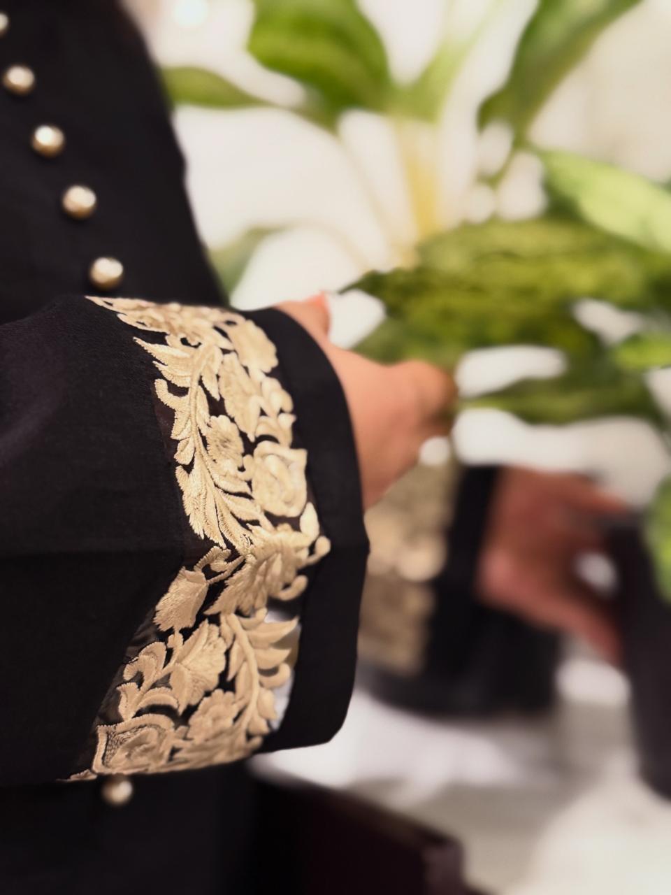 Black Ivy — Kurta